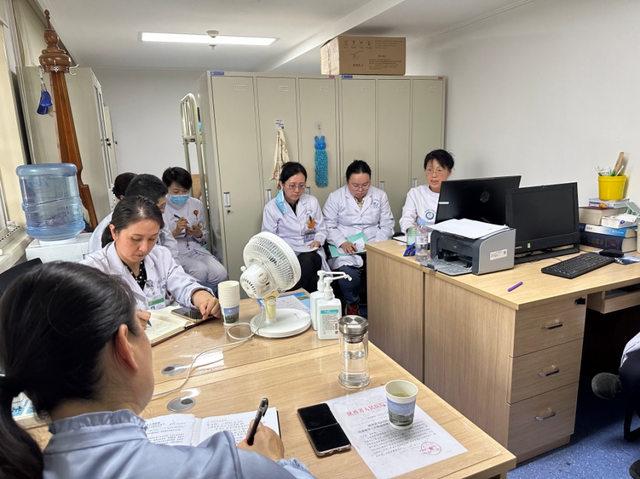 6131ebb8165e9f3f5f3416a201fc07d