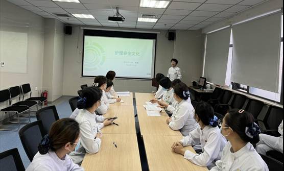 e72c346955743db86c9a06c4f4c8948